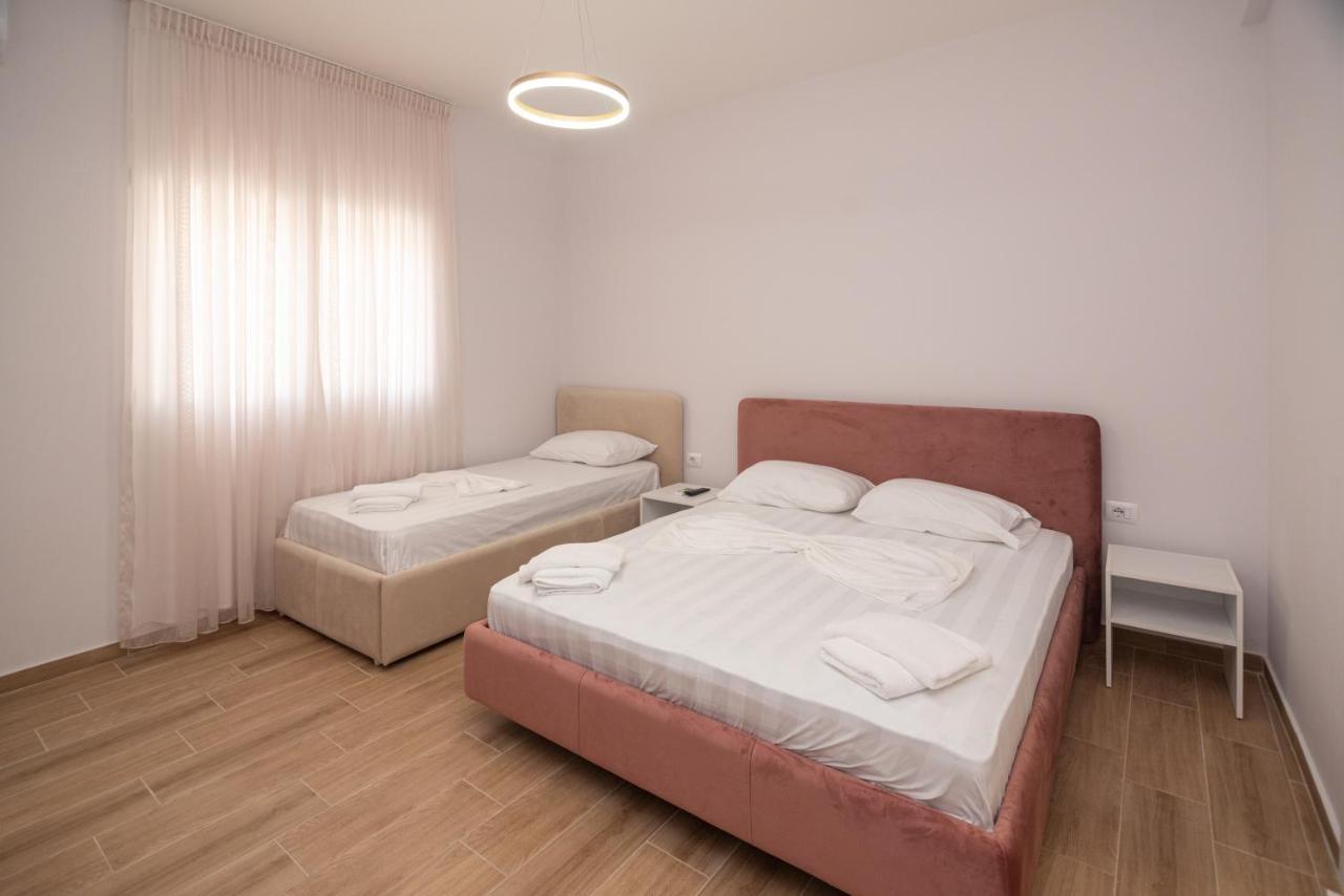 Lian'S Rooms Vlorë Exterior foto
